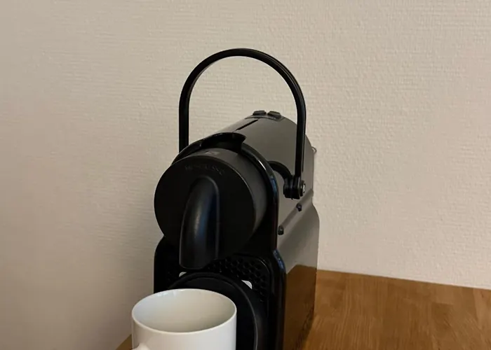 Parkside C 66 Naehe Zoo, Messe, City, Bmw, Porsche *